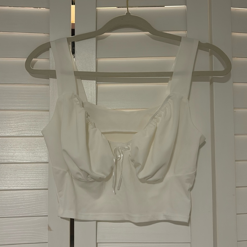 White bow tank top